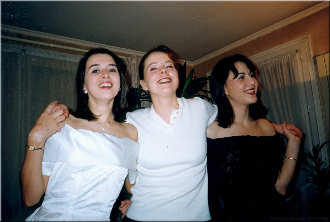 trois droles de dames.jpg