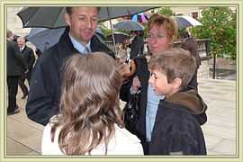 2009_054