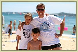 2010_077