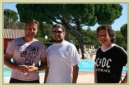 2010_083