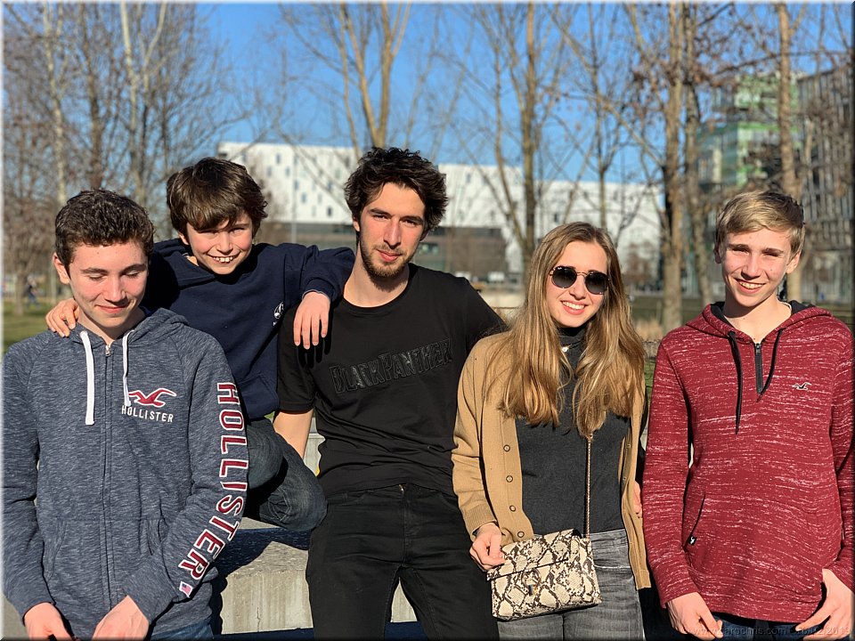2019_011.jpg
