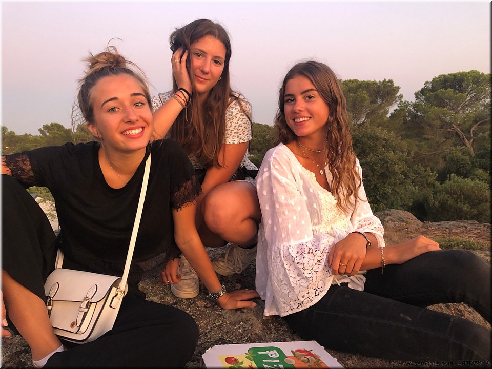 2019_215.jpg