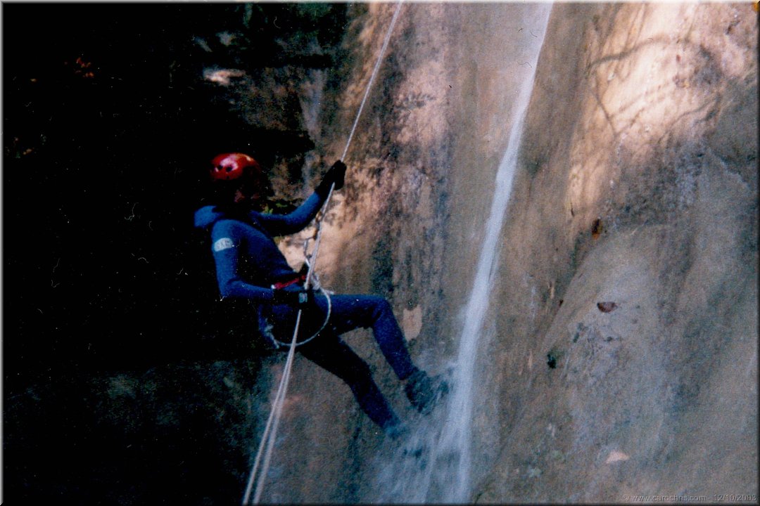 descente en rappel caroline.jpg