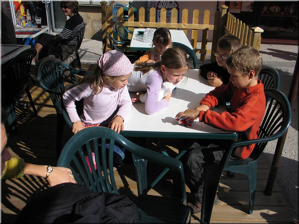 la table des jeunes.jpg