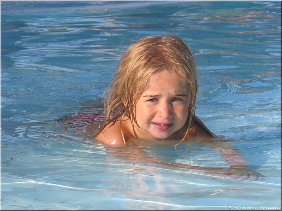 petit bain pour petite capucine.jpg