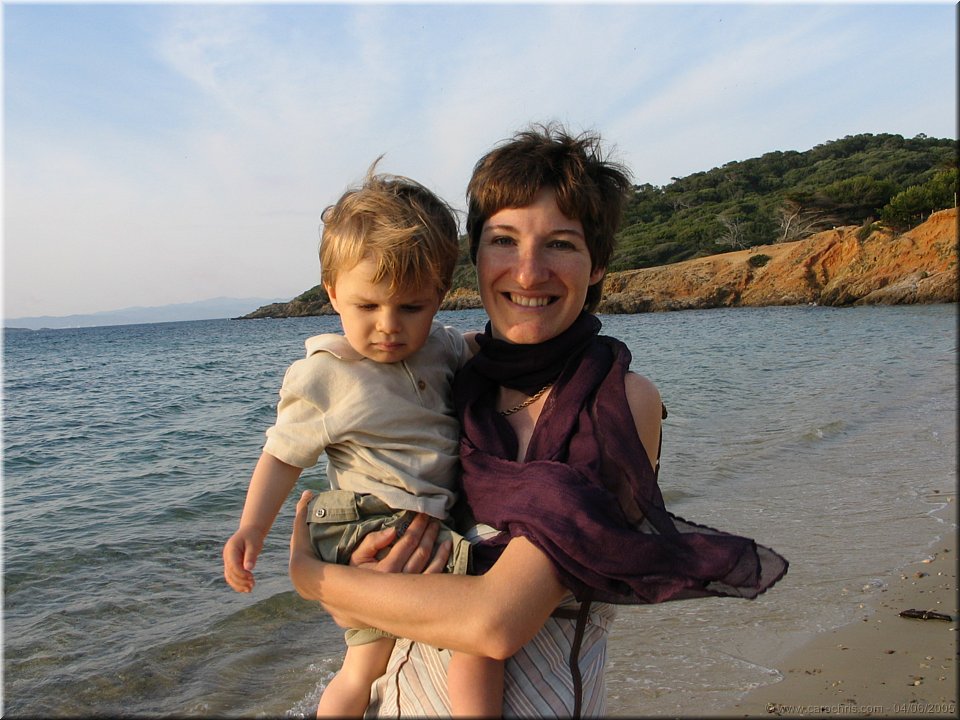 petit nicolas et sa maman.jpg