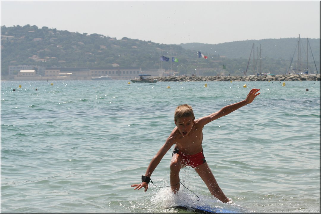 la Mediterrannee manque parfois de vagues.jpg