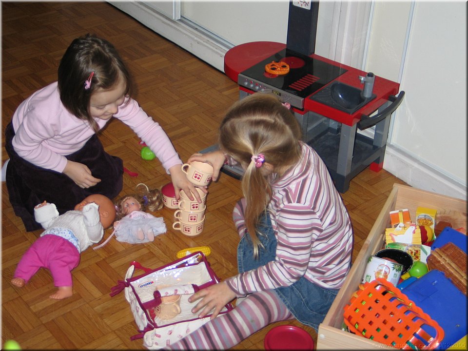 la dinette des filles.jpg
