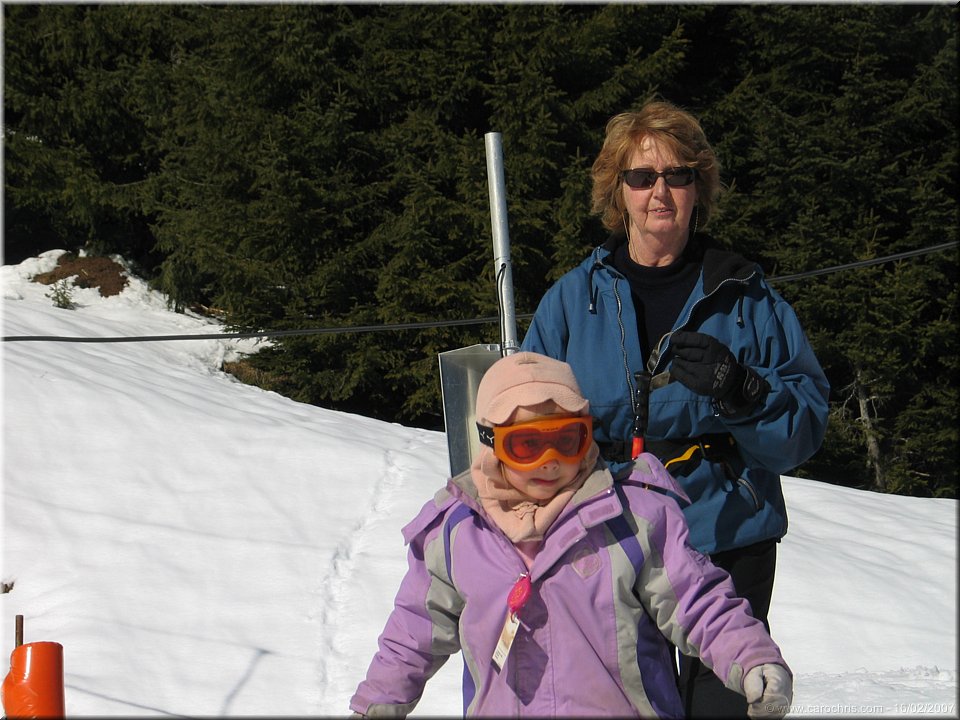 avec mamie.jpg