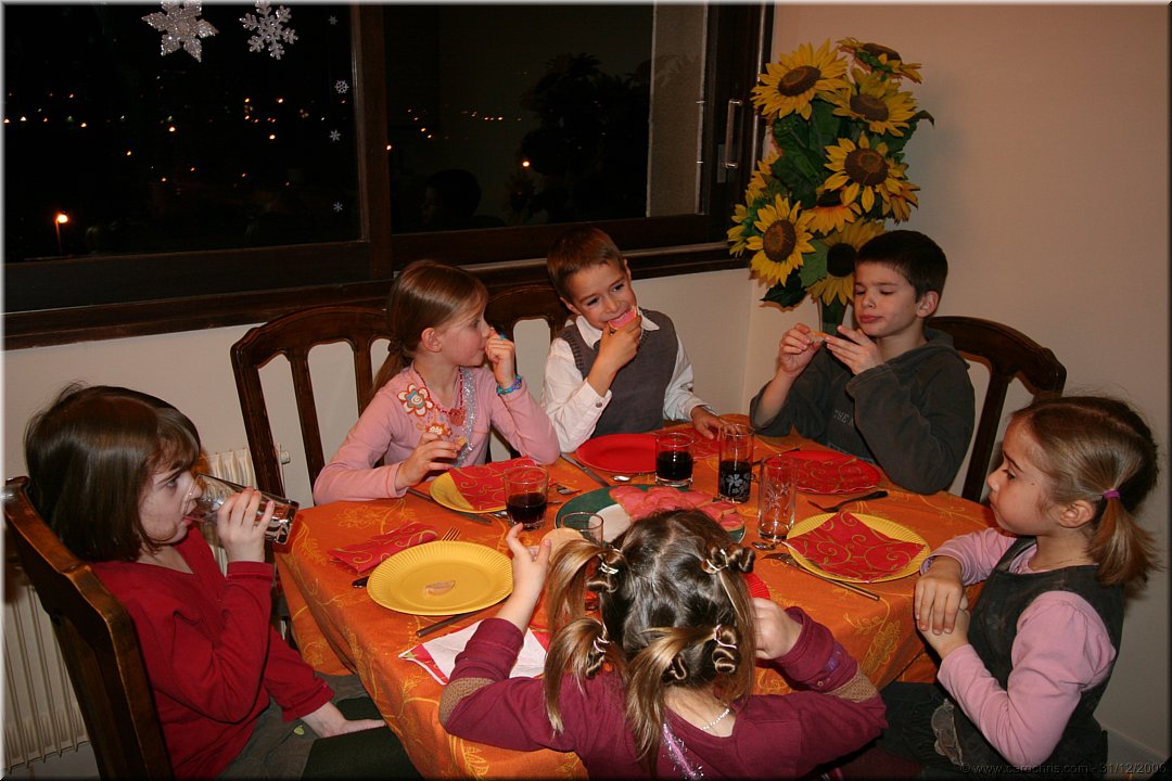 la table des petits.jpg