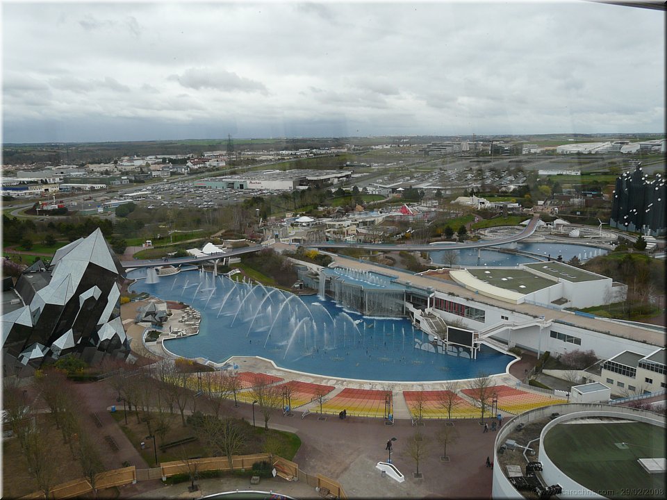 vue aerienne du futuroscope.jpg