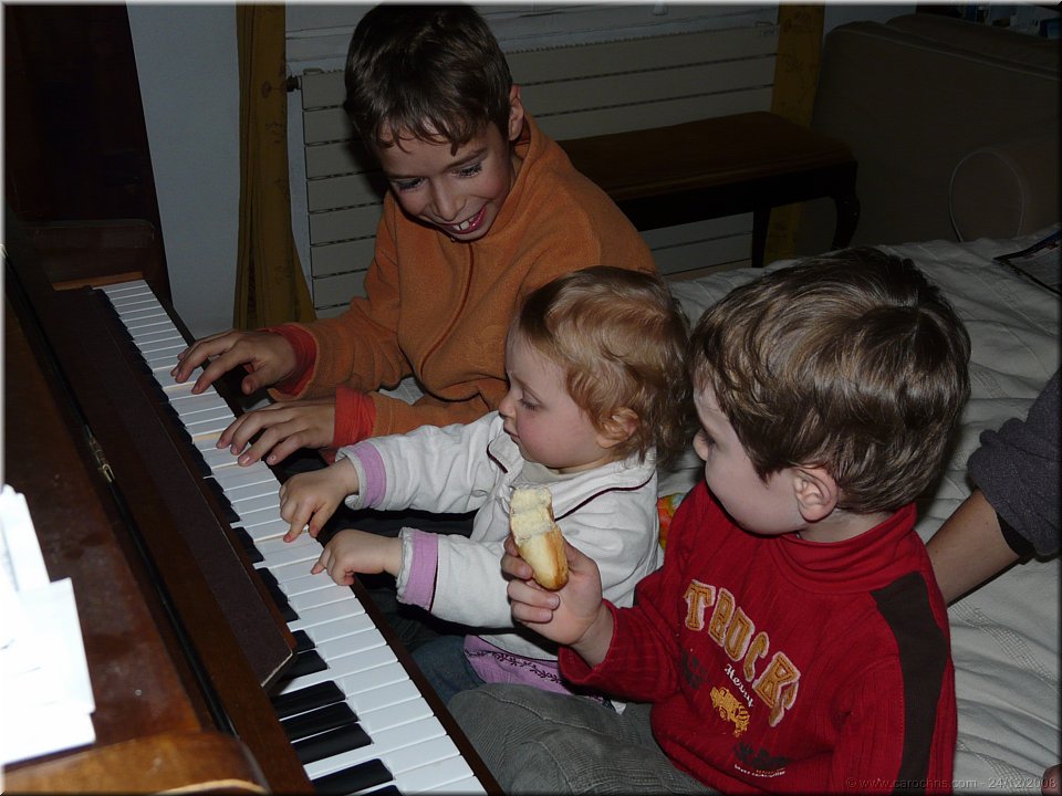 Amelie se met a la musique.jpg