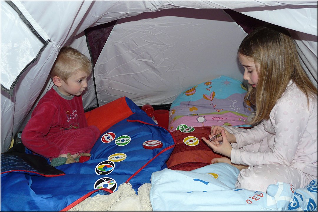camping dans la chambre.jpg