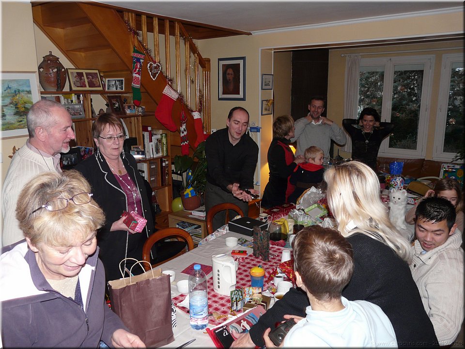 deuxieme tournee de cadeaux.jpg