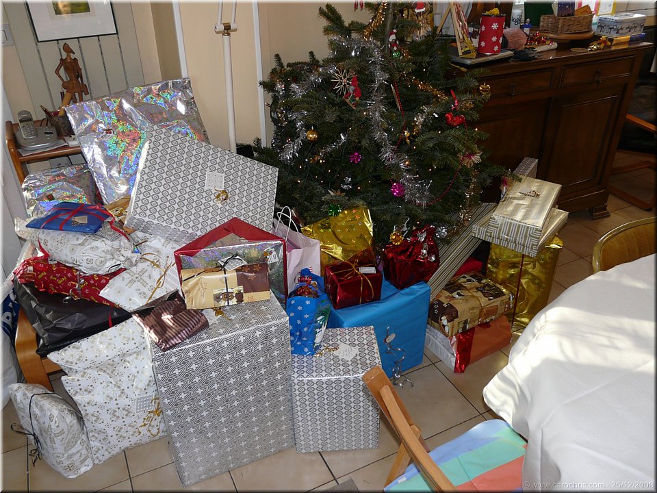 le pere noel est passe.jpg