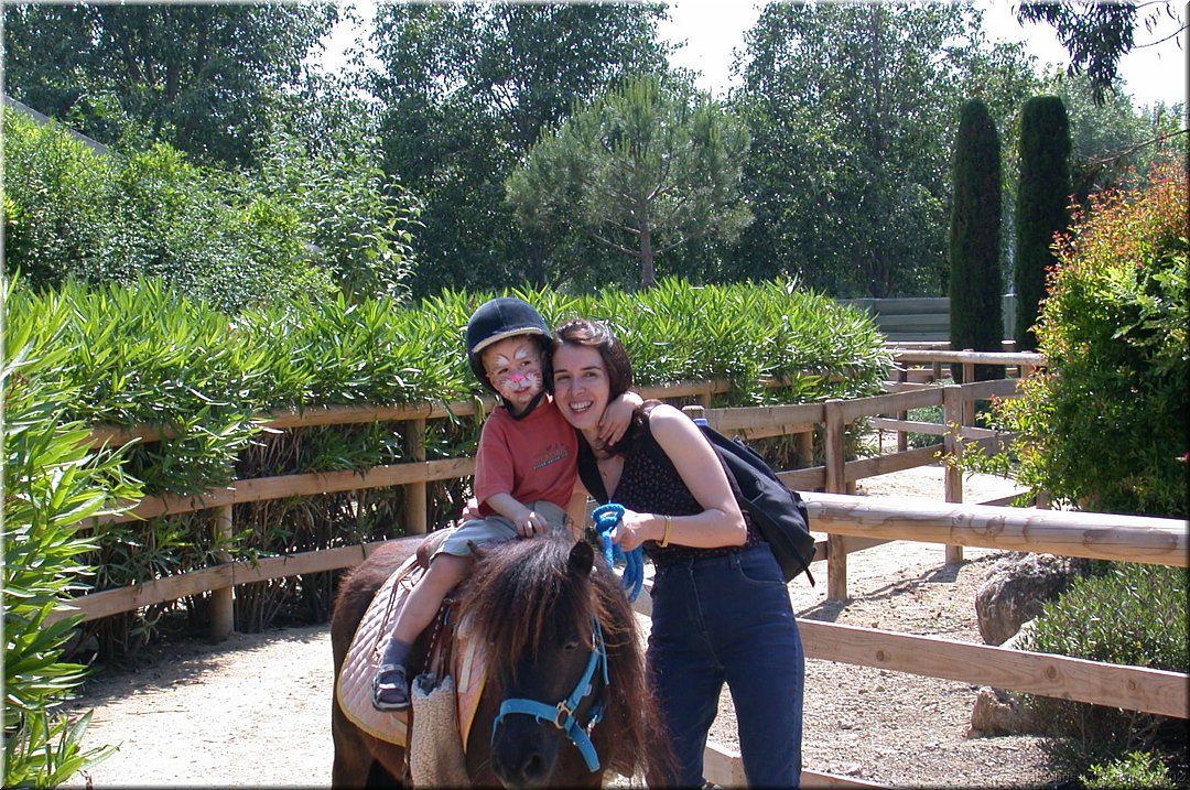 tete a tete sur le poney.jpg