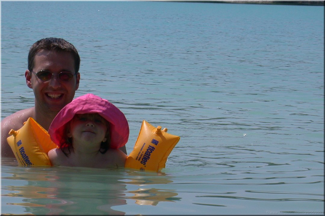 natation avec papa.jpg