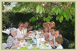 dejeuner dans le jardin