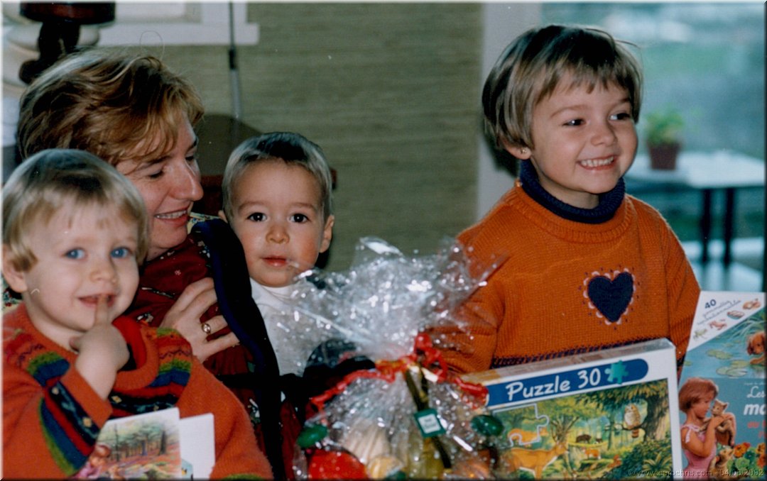 noel et les enfants.jpg