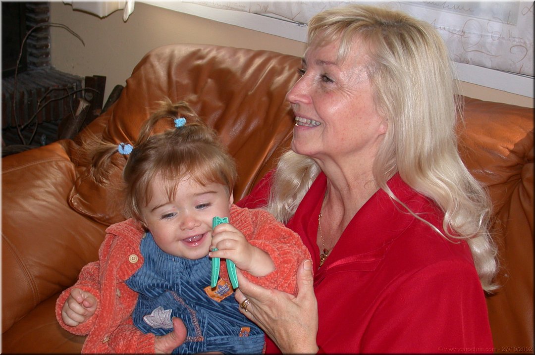 Capucine et Jackie fetent leur anniv.jpg