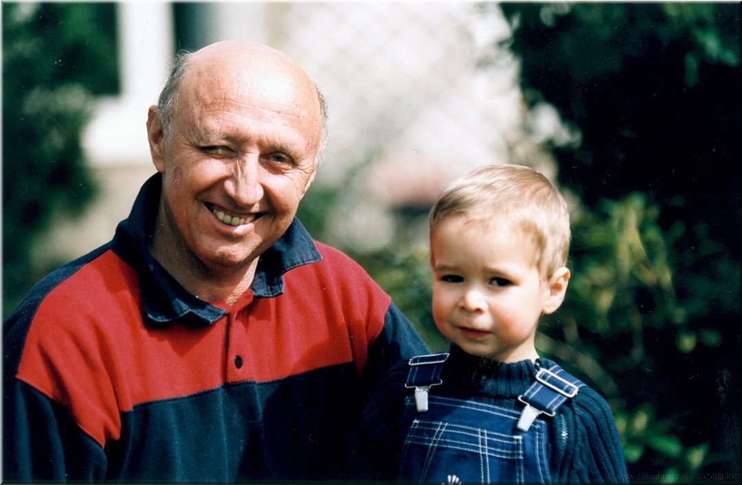 avec papy.jpg