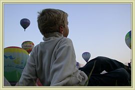 la tete dans les ballons